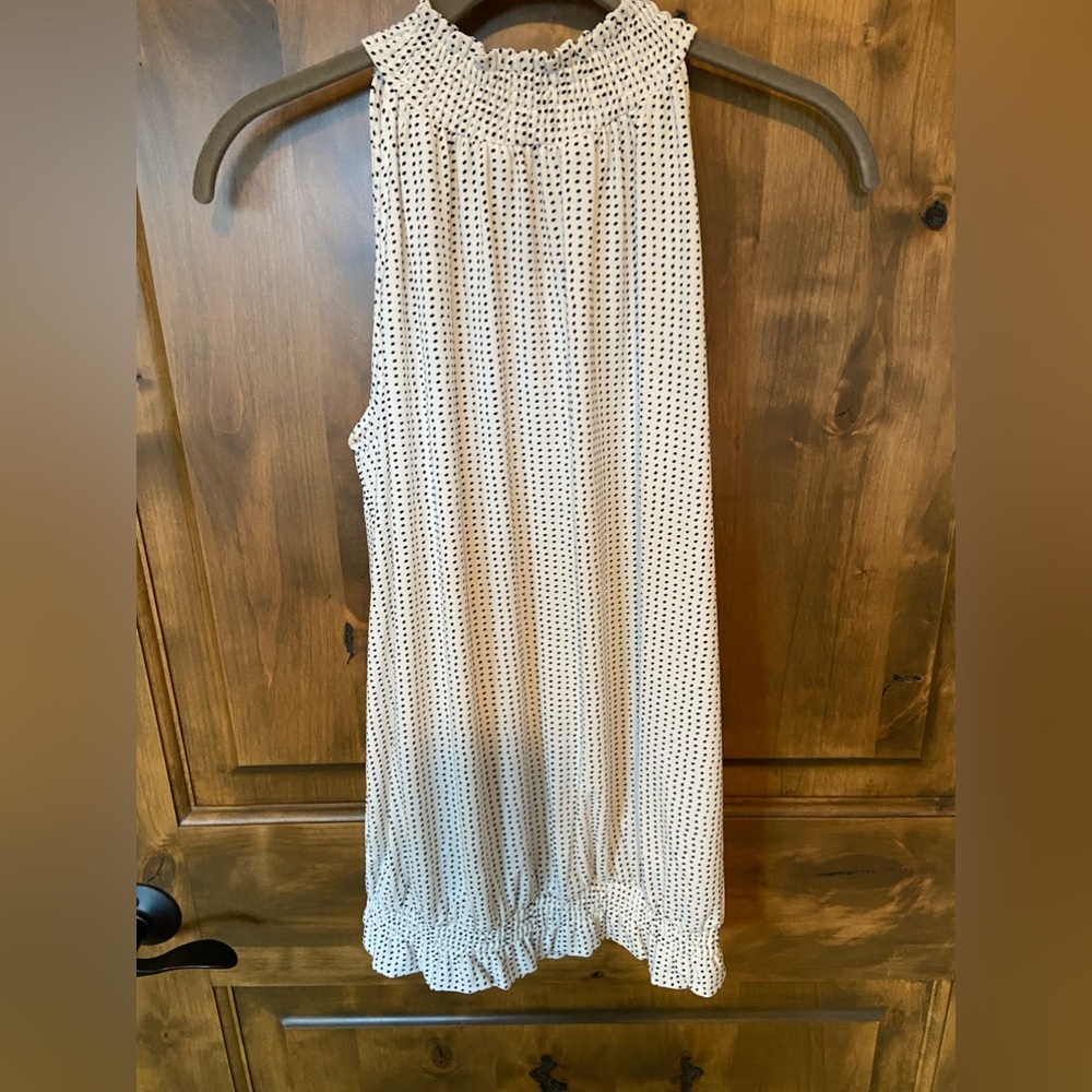 Adrianna Papell polkdot knit sleeveless blouse